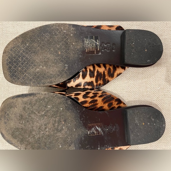 Tory Burch animal print sandals size 8 1/2 - Picture 2 of 4